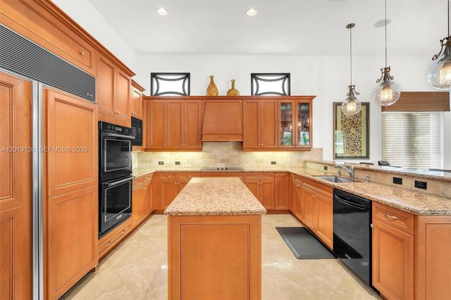 1480 Windjammer Way ., Hollywood, FL 33019