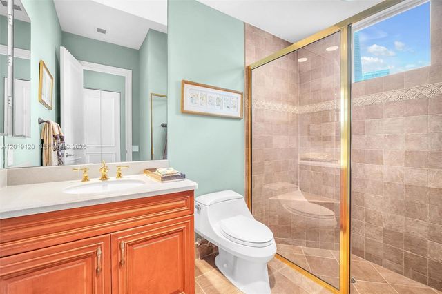 1480 Windjammer Way ., Hollywood, FL 33019
