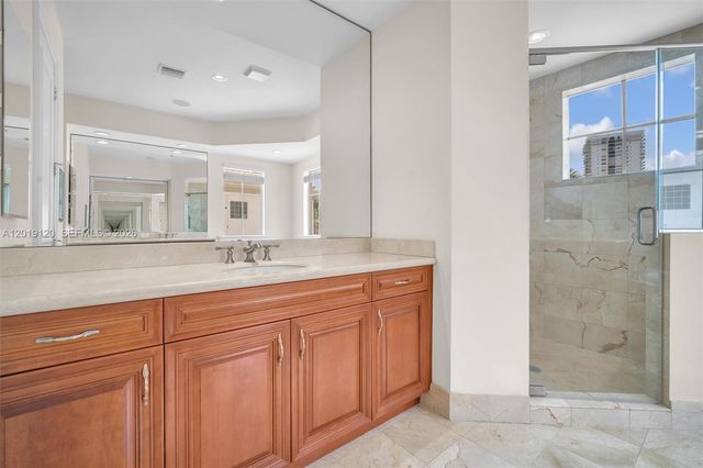 1480 Windjammer Way ., Hollywood, FL 33019