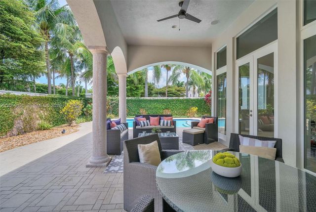 1480 Windjammer Way ., Hollywood, FL 33019