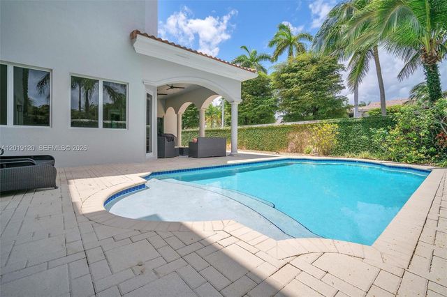 1480 Windjammer Way ., Hollywood, FL 33019