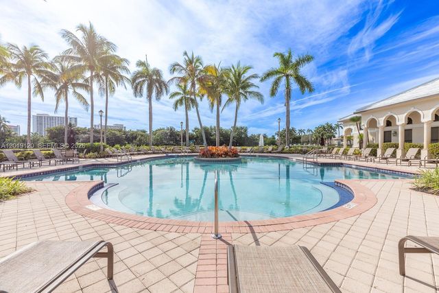 1480 Windjammer Way ., Hollywood, FL 33019