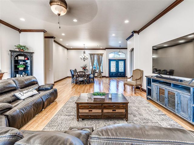 11121 Katie Beth Lane, Oklahoma City, OK 73170