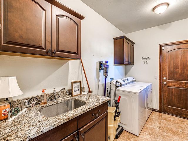 11121 Katie Beth Lane, Oklahoma City, OK 73170
