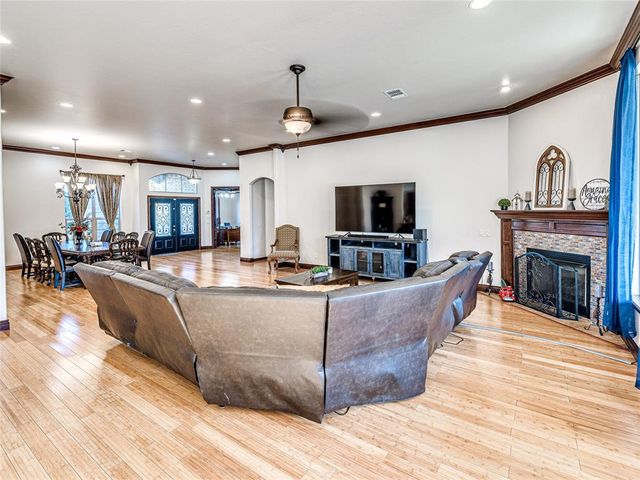 11121 Katie Beth Lane, Oklahoma City, OK 73170