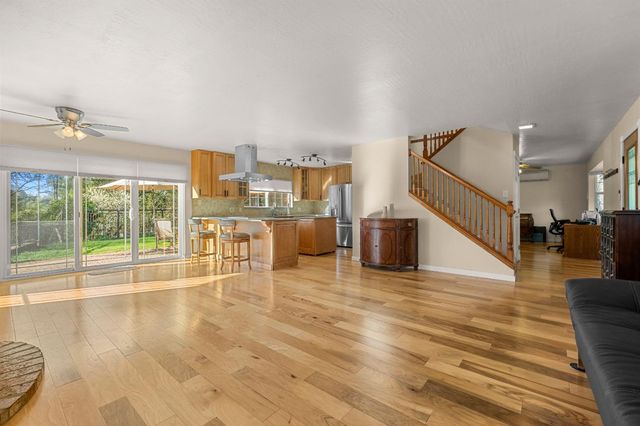 5901 Cerrito Rd, Diamond Springs, CA 95619