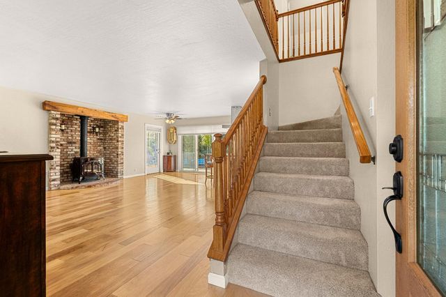 5901 Cerrito Rd, Diamond Springs, CA 95619