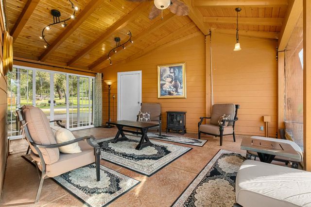 5901 Cerrito Rd, Diamond Springs, CA 95619