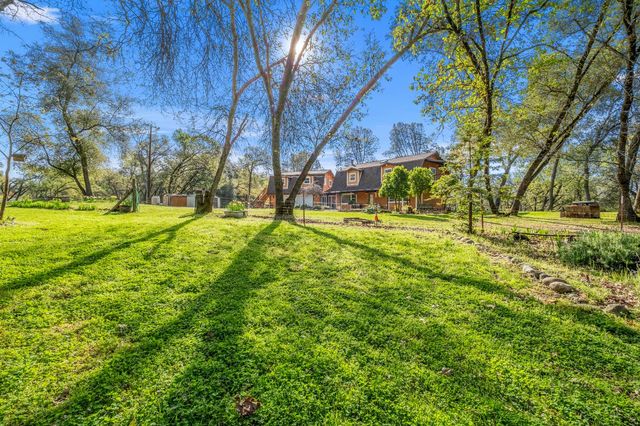 5901 Cerrito Rd, Diamond Springs, CA 95619