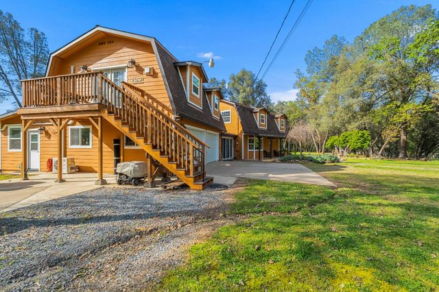 5901 Cerrito Rd, Diamond Springs, CA 95619