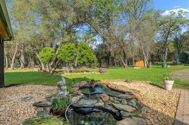 5901 Cerrito Rd, Diamond Springs, CA 95619