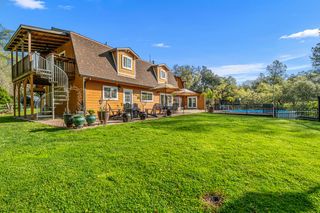 5901 Cerrito Rd, Diamond Springs, CA 95619