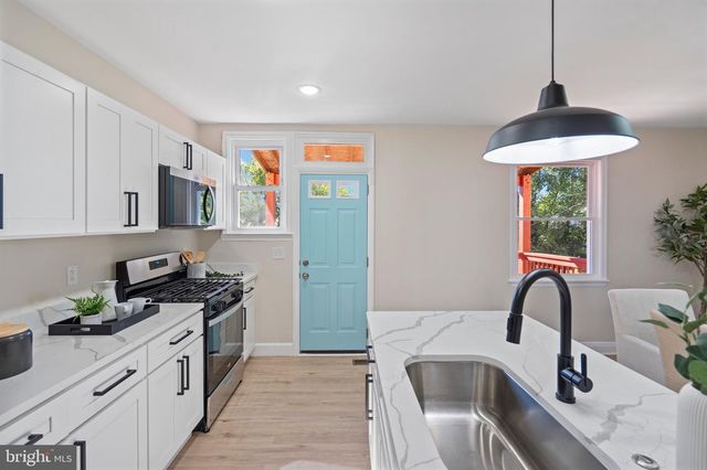 713 CHESTNUT HILL AVE, Baltimore, MD 21218