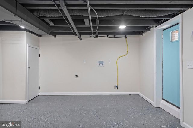 713 CHESTNUT HILL AVE, Baltimore, MD 21218