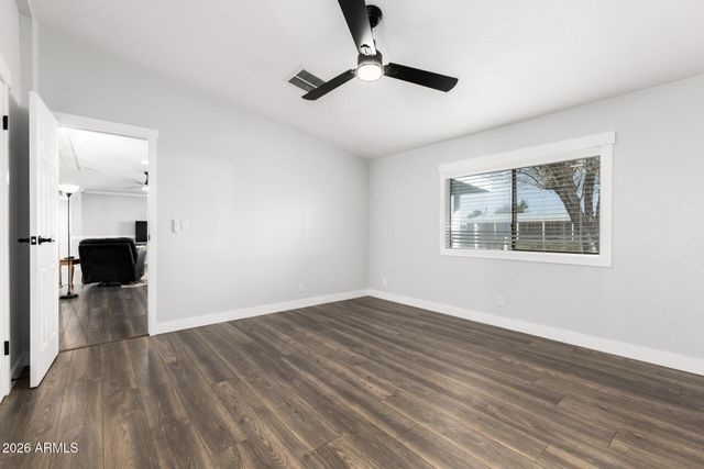 16022 N 70TH Avenue, Peoria, AZ 85382