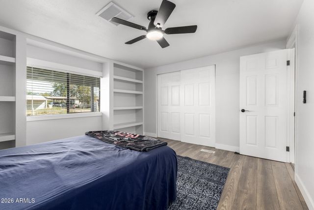 16022 N 70TH Avenue, Peoria, AZ 85382