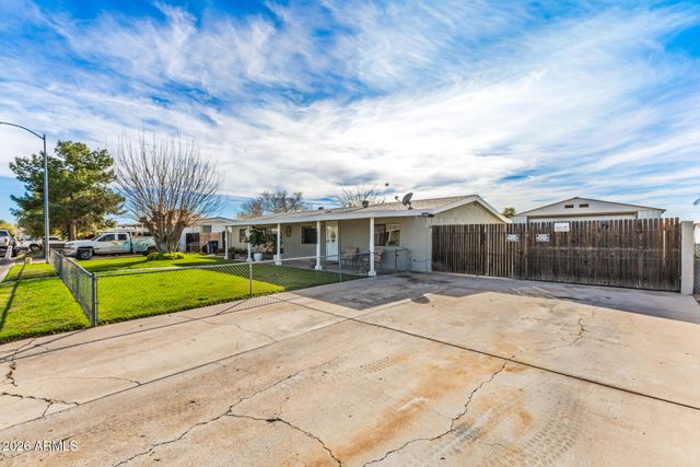 16022 N 70TH Avenue, Peoria, AZ 85382