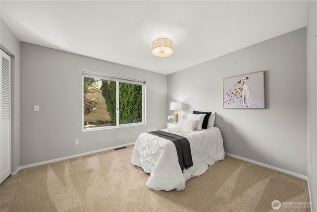 2712 57th Avenue SW, Seattle, WA 98116