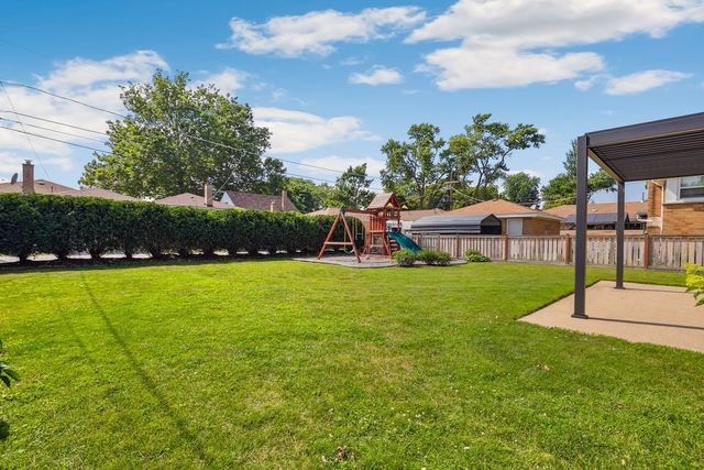 7444 Kildare Avenue, Skokie, IL 60076