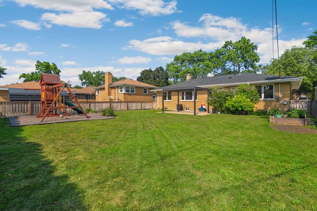 7444 Kildare Avenue, Skokie, IL 60076