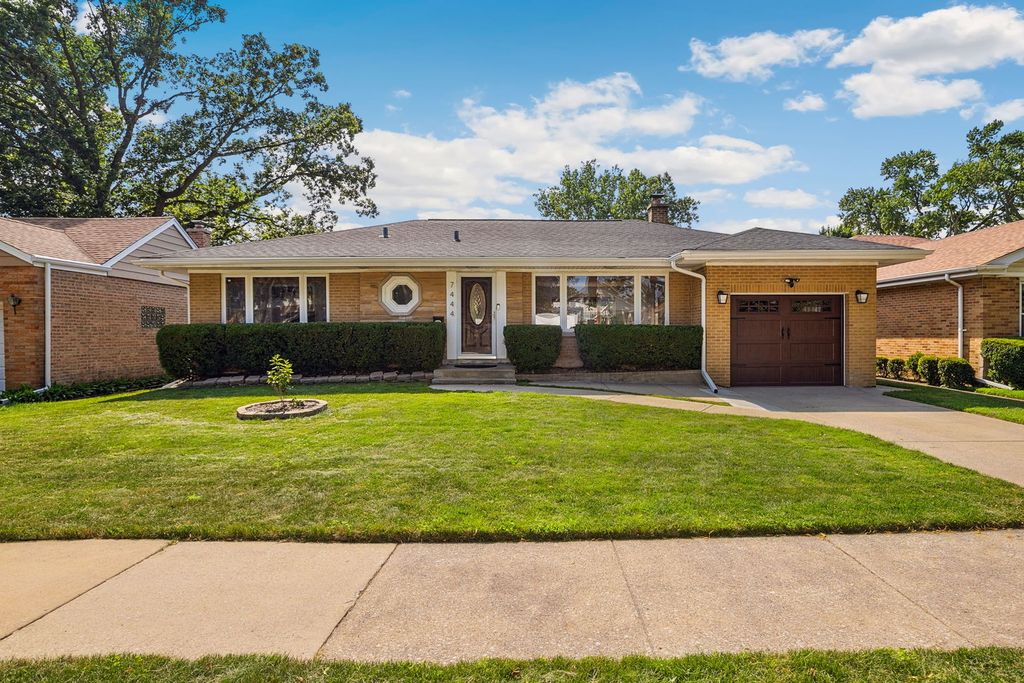 7444 Kildare Avenue, Skokie, IL 60076