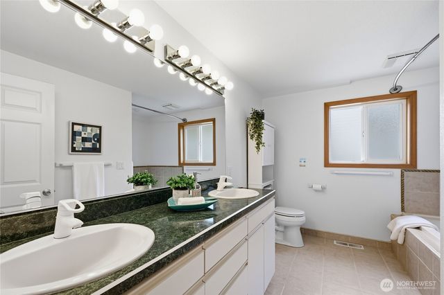 28919 Gamble Place NE, Kingston, WA 98346