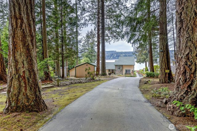 28919 Gamble Place NE, Kingston, WA 98346