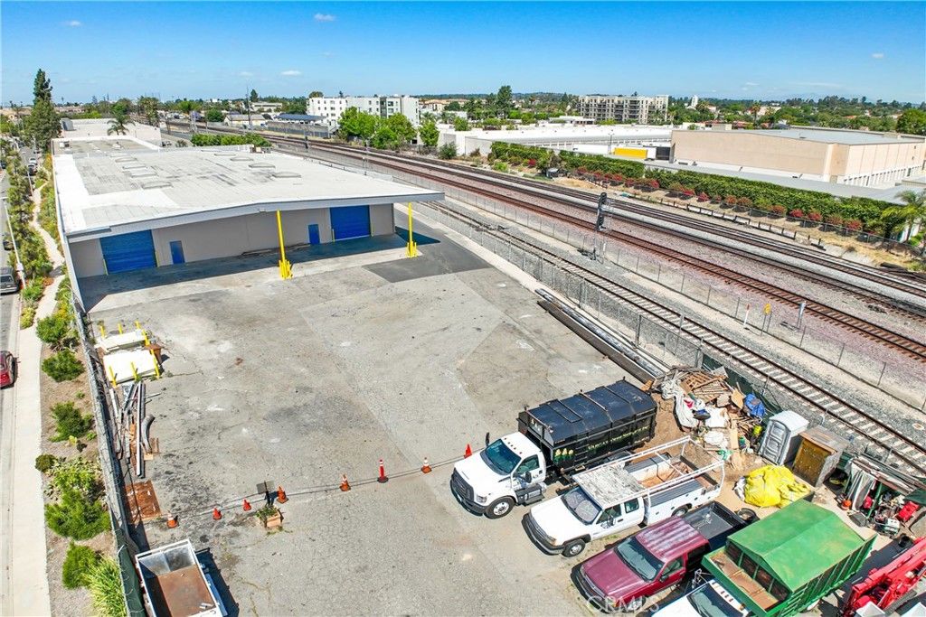 440 E Walnut Avenue Avenue E, Fullerton, CA 92832 — photo 3