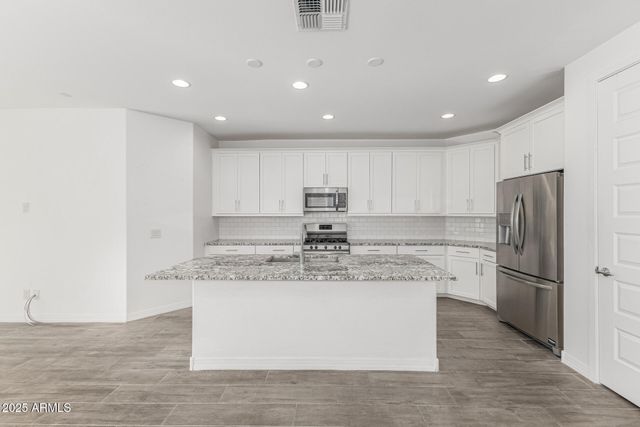 1229 E MALDONADO Drive, Phoenix, AZ 85042