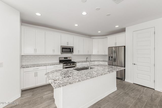 1229 E MALDONADO Drive, Phoenix, AZ 85042