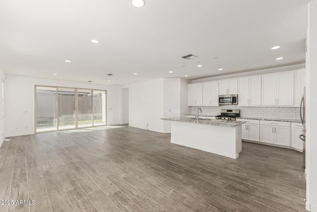 1229 E MALDONADO Drive, Phoenix, AZ 85042