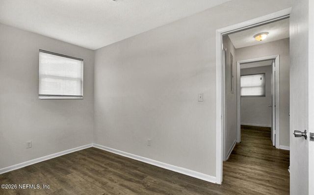 5013 CHIVALRY Drive, Jacksonville, FL 32208