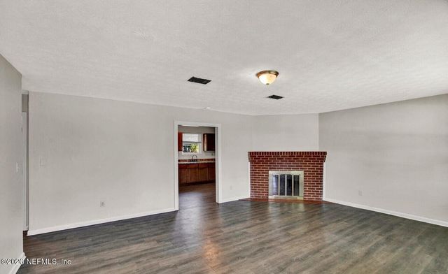 5013 CHIVALRY Drive, Jacksonville, FL 32208