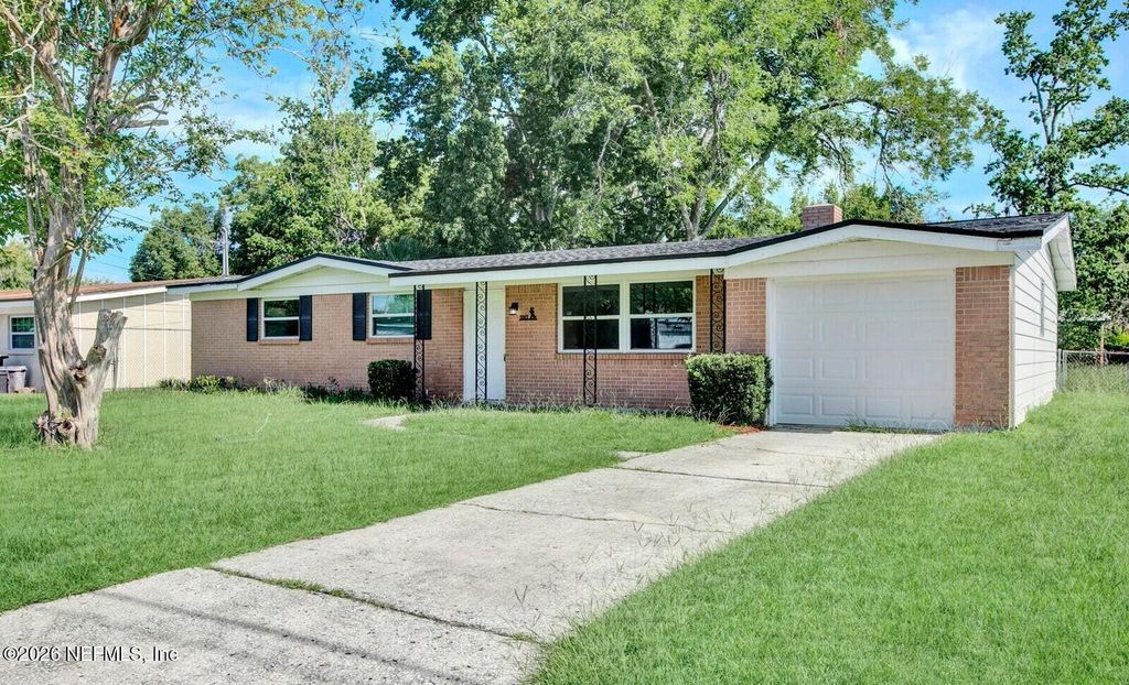 5013 CHIVALRY Drive, Jacksonville, FL 32208