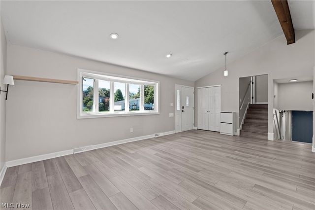1201 Giesse Drive, Mayfield Heights, OH 44124