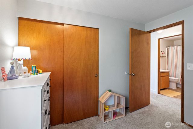 1250 Roe Street, Steilacoom, WA 98388