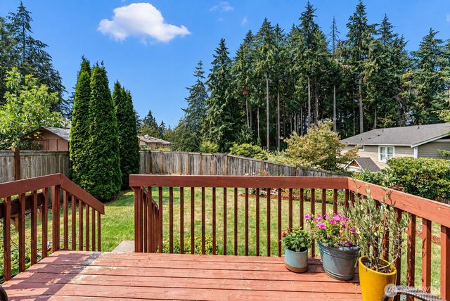 1250 Roe Street, Steilacoom, WA 98388