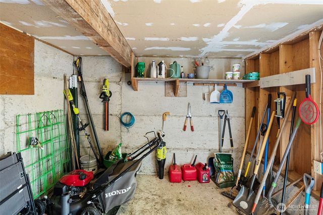 1250 Roe Street, Steilacoom, WA 98388