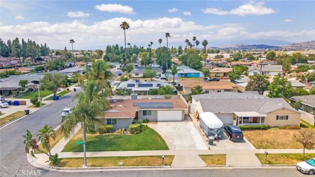 8955 Holly, Riverside, CA 92503