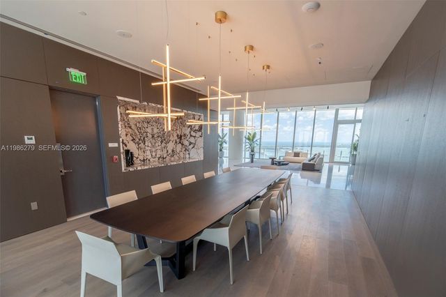 300 Biscayne Blvd Way 4901E, Miami, FL 33131