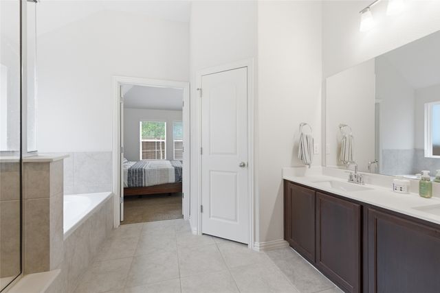 7029 Buffalo Cross Trail, Fort Worth, TX 76120