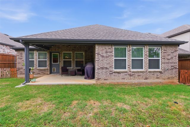 7029 Buffalo Cross Trail, Fort Worth, TX 76120