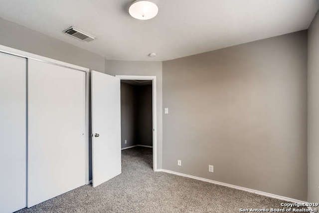 11 BRACHES PARK, San Antonio, TX 78240