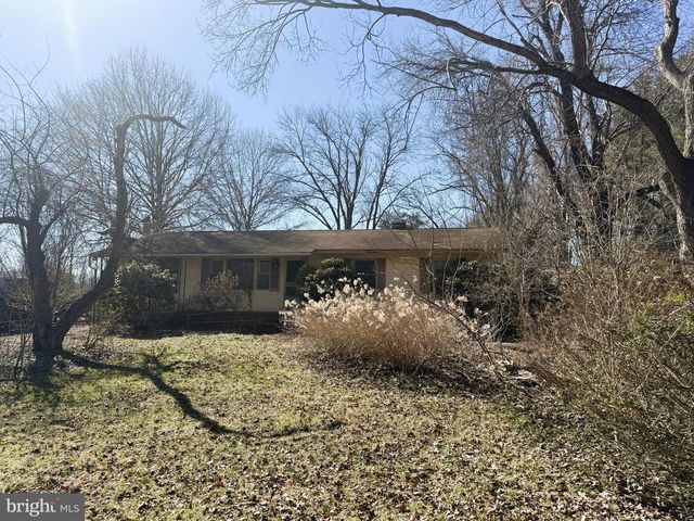 18405 QUEEN ANNE BRIDGE RD, Bowie, MD 20716