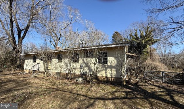 18405 QUEEN ANNE BRIDGE RD, Bowie, MD 20716