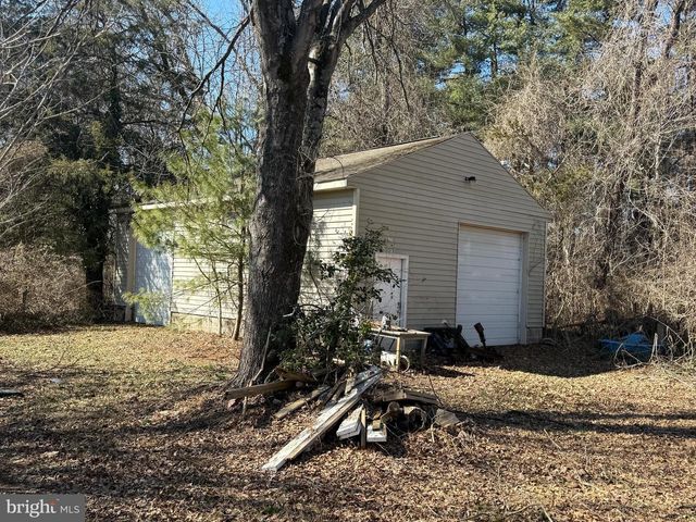 18405 QUEEN ANNE BRIDGE RD, Bowie, MD 20716