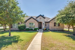 3216 Deerfield Drive, Denton, TX 76208