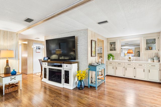 485 Onyx Way, Jensen Beach, FL 34957