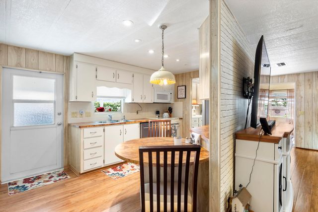 485 Onyx Way, Jensen Beach, FL 34957