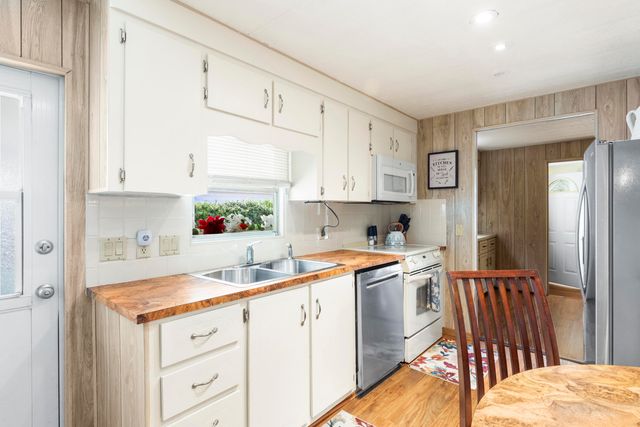 485 Onyx Way, Jensen Beach, FL 34957